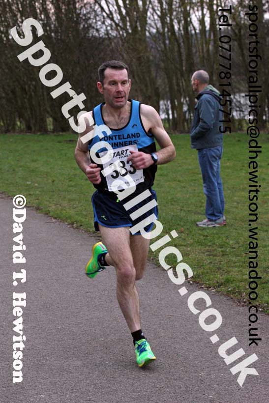 Senior men and veterans over-40s Royal Signals NECC Rod Relays, Hetton Lyons Park, Hetton-le-Hole. Photo: David T. Hewitson/Sports for All Pics